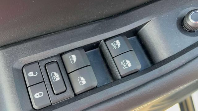 Used 2023 Jeep Grand Cherokee Altitude AWD/4WD image 22