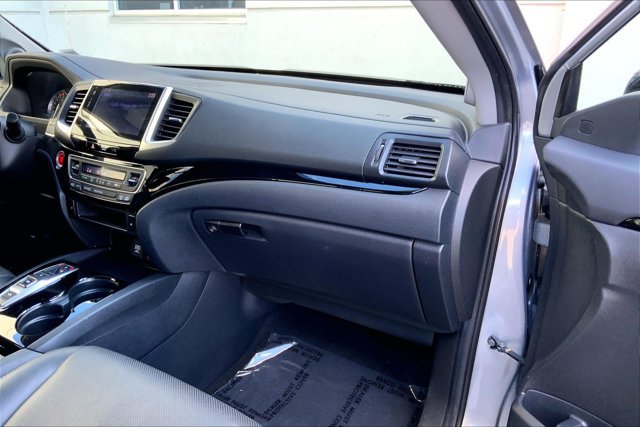 Used 2020 Honda Ridgeline RTL-E image 16