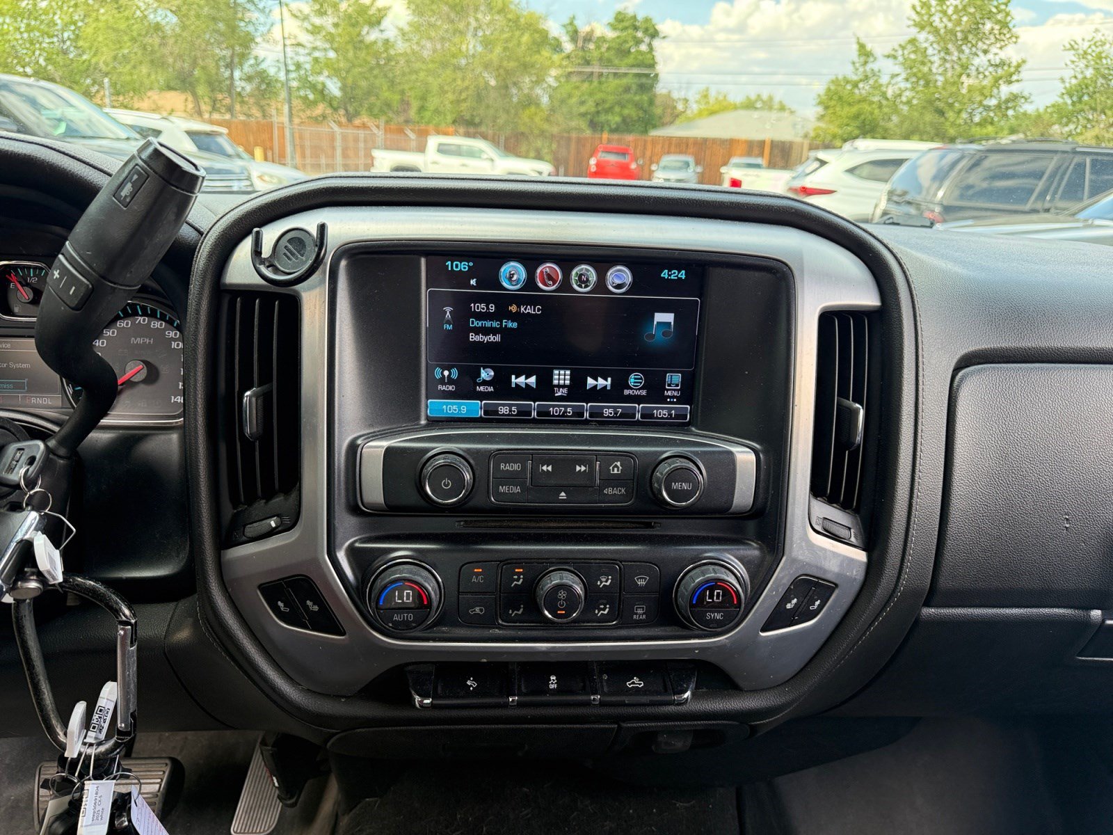 Used 2018 GMC Sierra 1500 SLT w/ SLT Premium Package AWD/4WD image 15