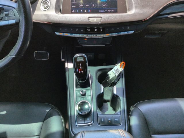 Used 2022 Cadillac XT4 Sport w/ Safety Alert Package AWD/4WD image 18