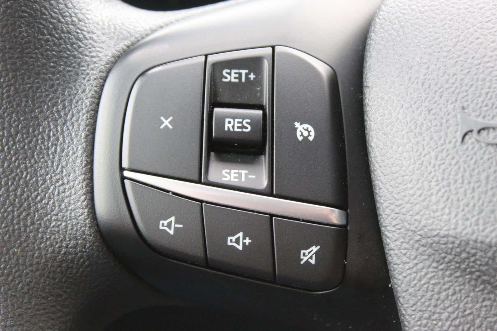 Used 2023 Ford Maverick XL image 26