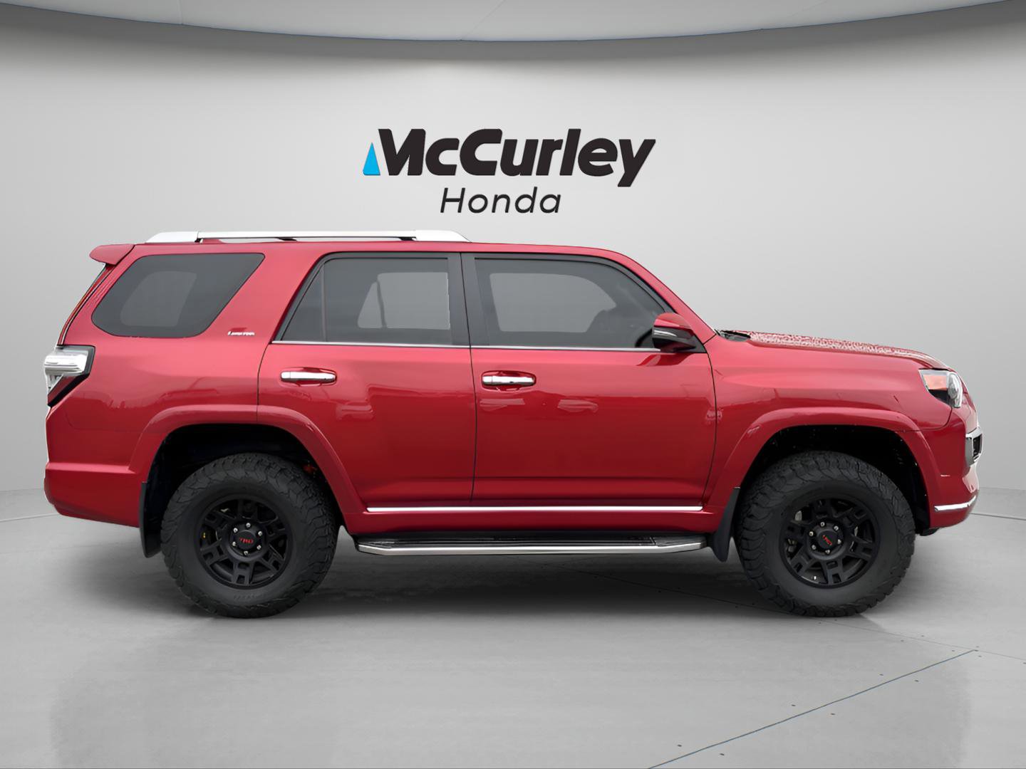 Used 2020 Toyota 4Runner Limited image 2