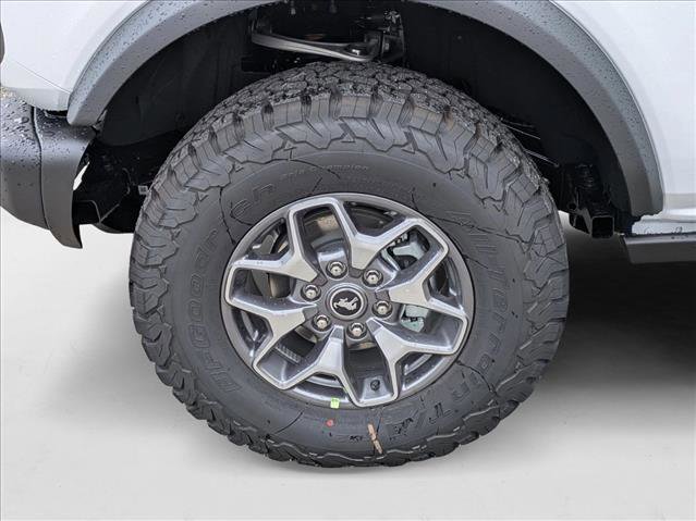 New 2025 Ford Bronco Badlands image 16
