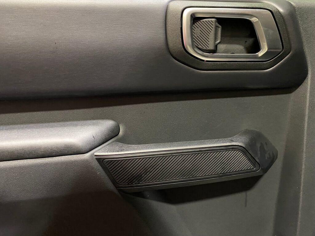 New 2025 Ford Bronco Badlands w/ Sasquatch Package image 17