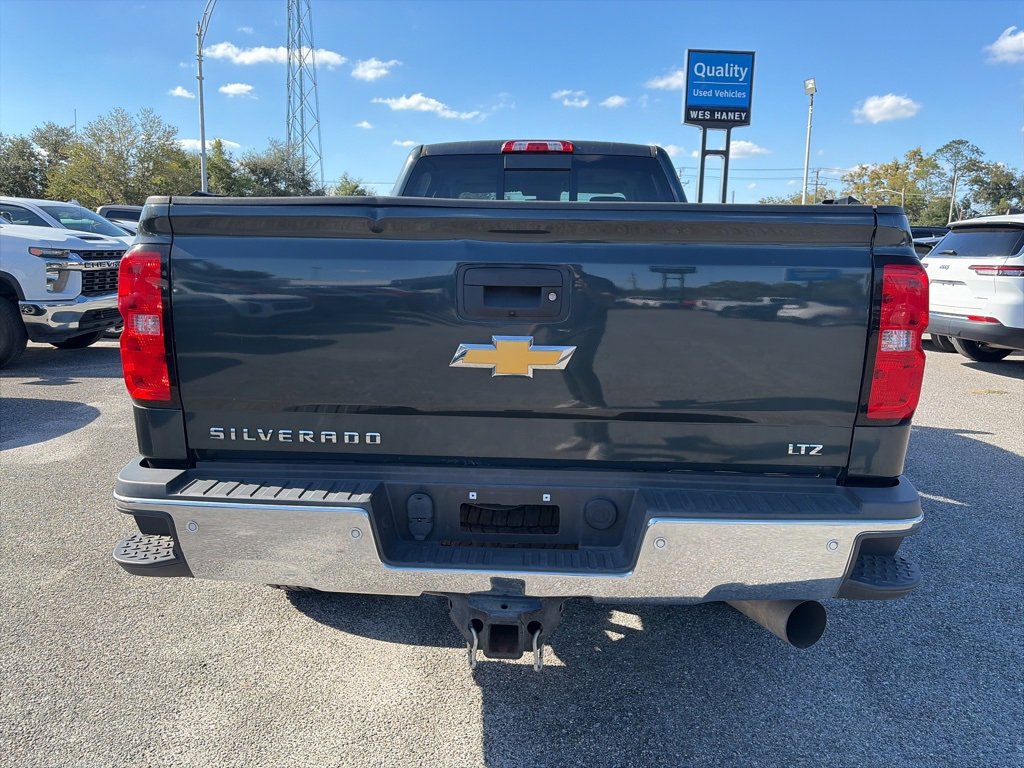 Used 2019 Chevrolet Silverado 3500 LTZ w/ Duramax Plus Package image 6