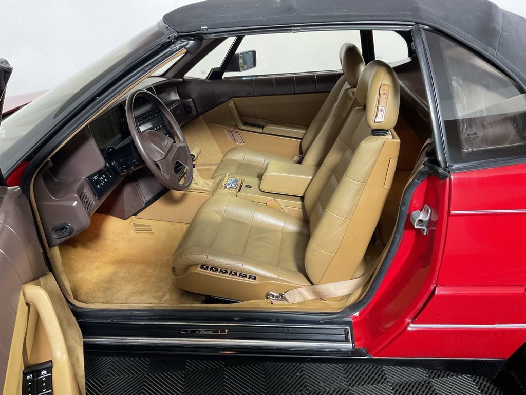 Used 1988 Cadillac Allante image 17