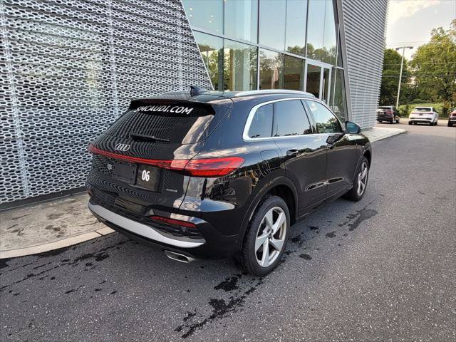 Used 2025 Audi Q5 Premium Plus AWD/4WD image 3