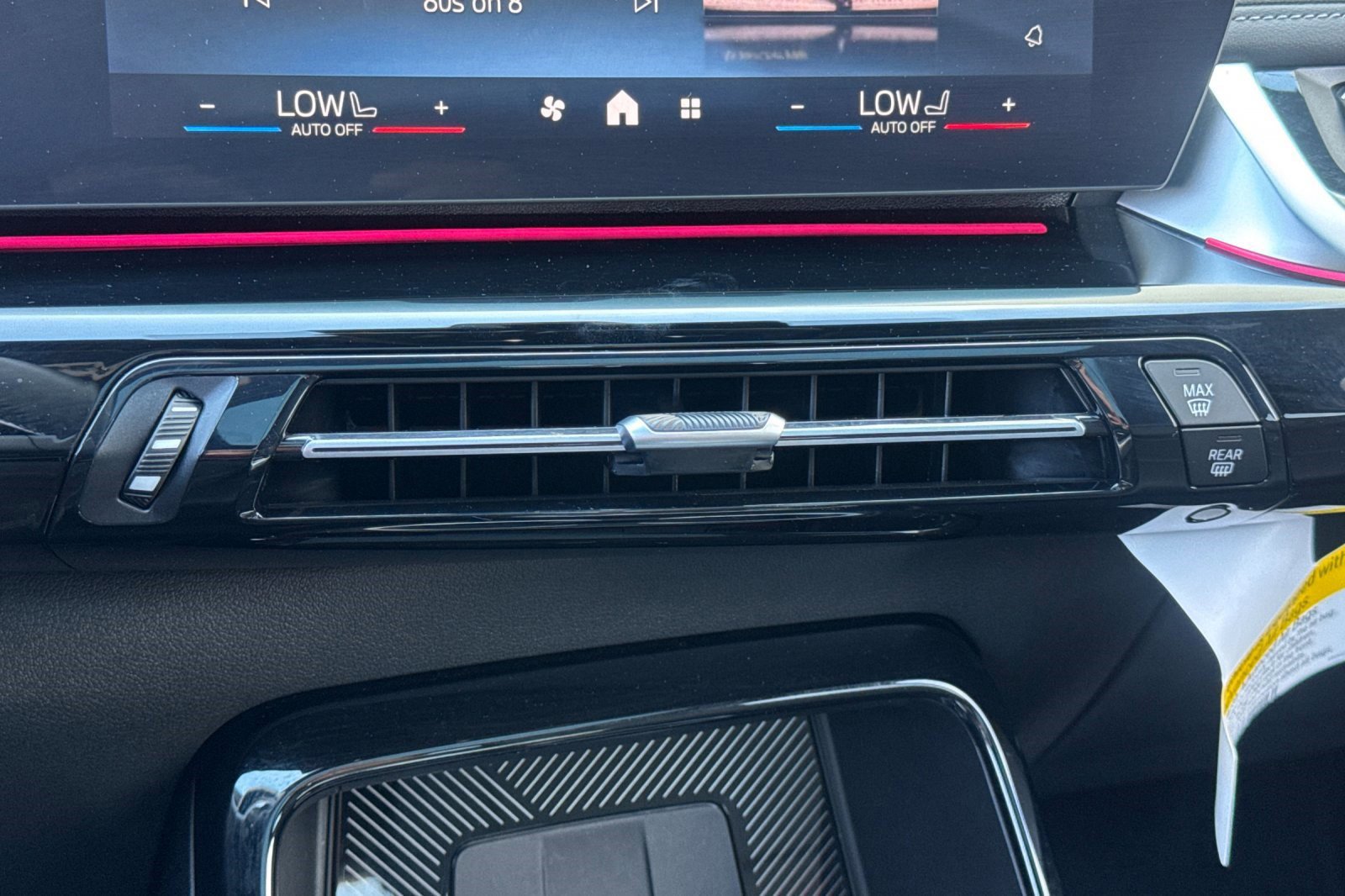 Used 2025 BMW X1 xDrive28i w/ Convenience Package image 18