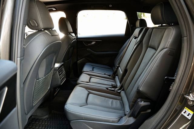 Used 2025 Audi Q7 3.0T Premium w/ Convenience Package image 26