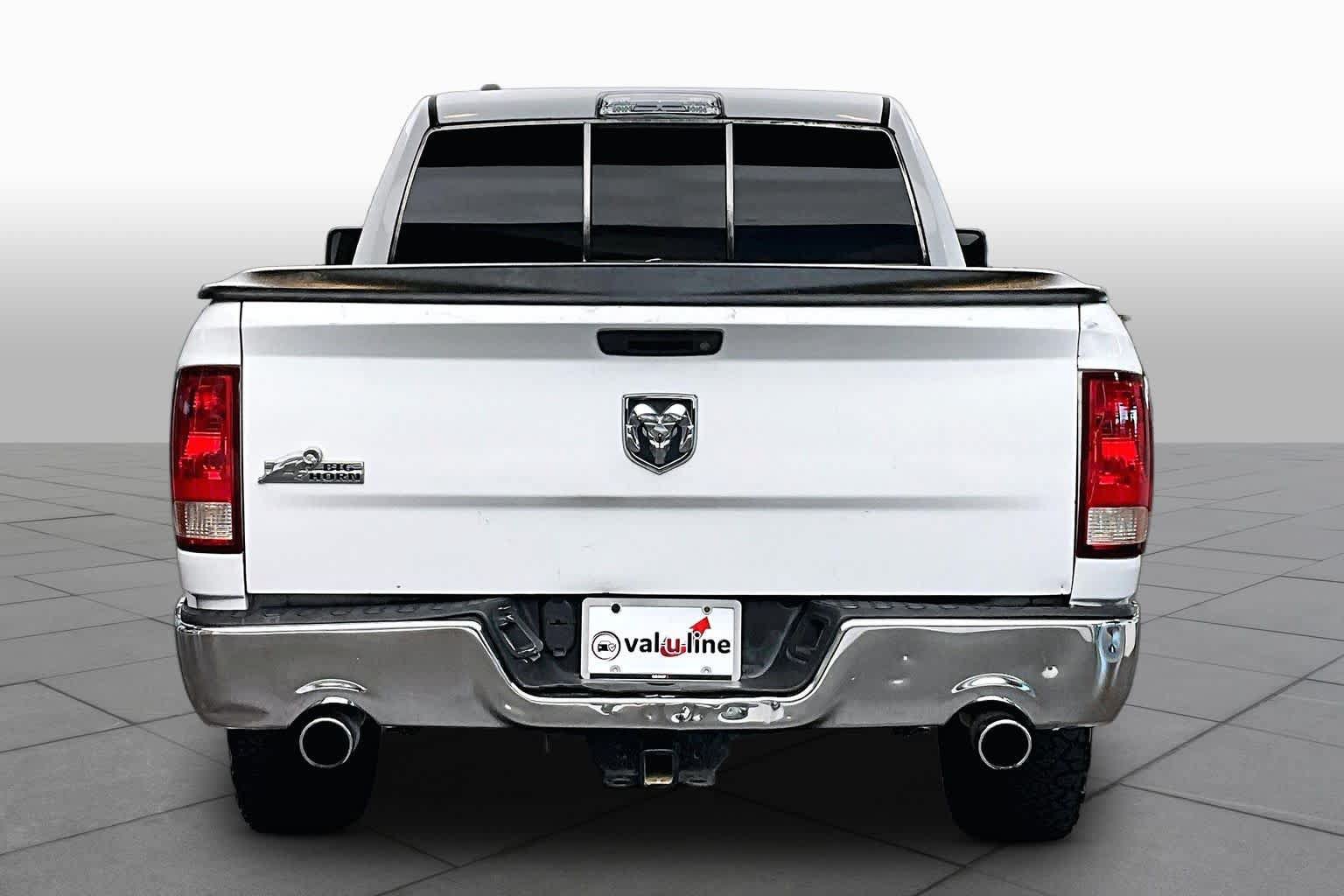 Used 2015 RAM 1500 Classic SLT RWD image 4