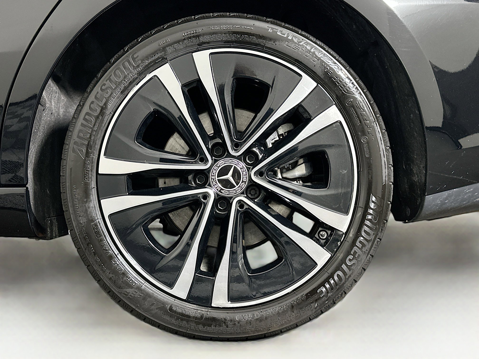 Used 2025 Mercedes-Benz CLA 250 image 11