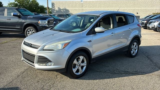 Used 2015 Ford Escape SE FWD image 2