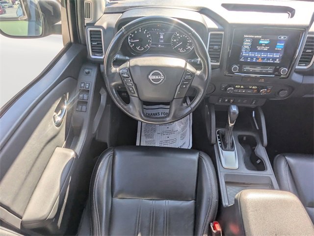 Used 2022 Nissan Frontier SV w/ SV Premium Package image 16