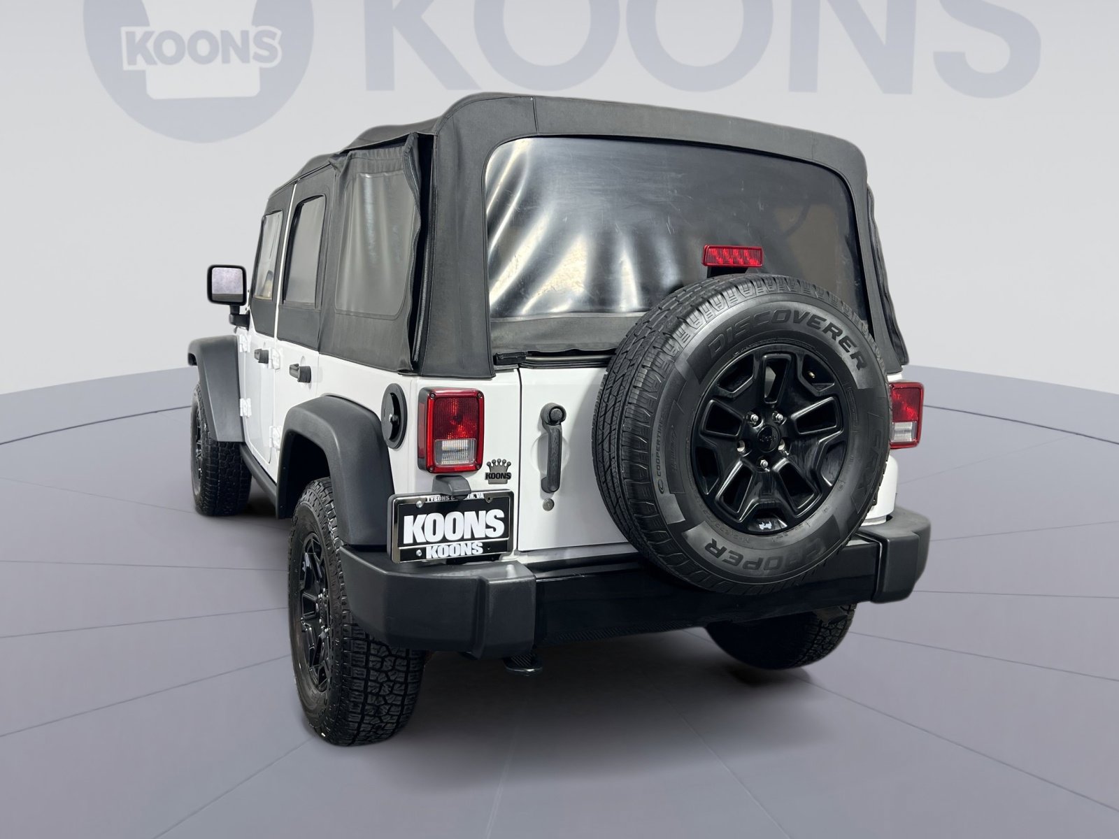 Used 2016 Jeep Wrangler Unlimited Willys image 4
