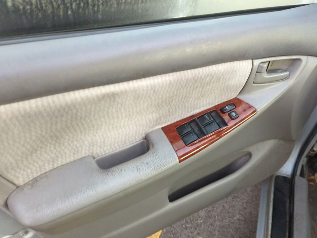 Used 2007 Toyota Corolla LE image 8