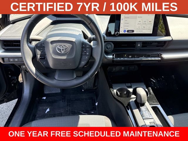 Used 2025 Toyota Prius LE FWD image 17