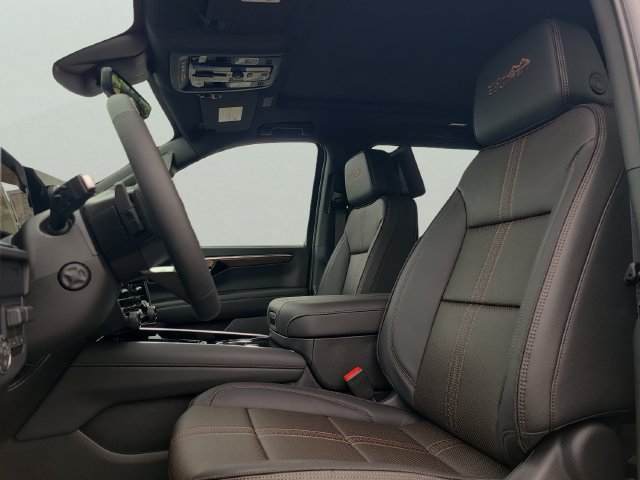 New 2026 Chevrolet Suburban High Country AWD/4WD image 24