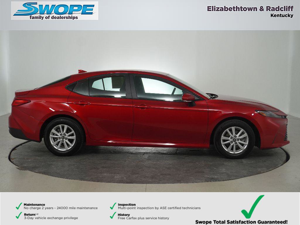 Used 2025 Toyota Camry LE FWD image 2