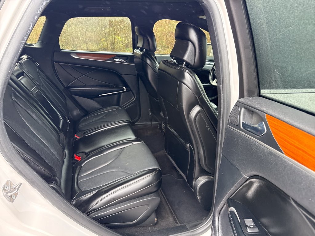 Used 2019 Lincoln MKC Reserve AWD/4WD image 23