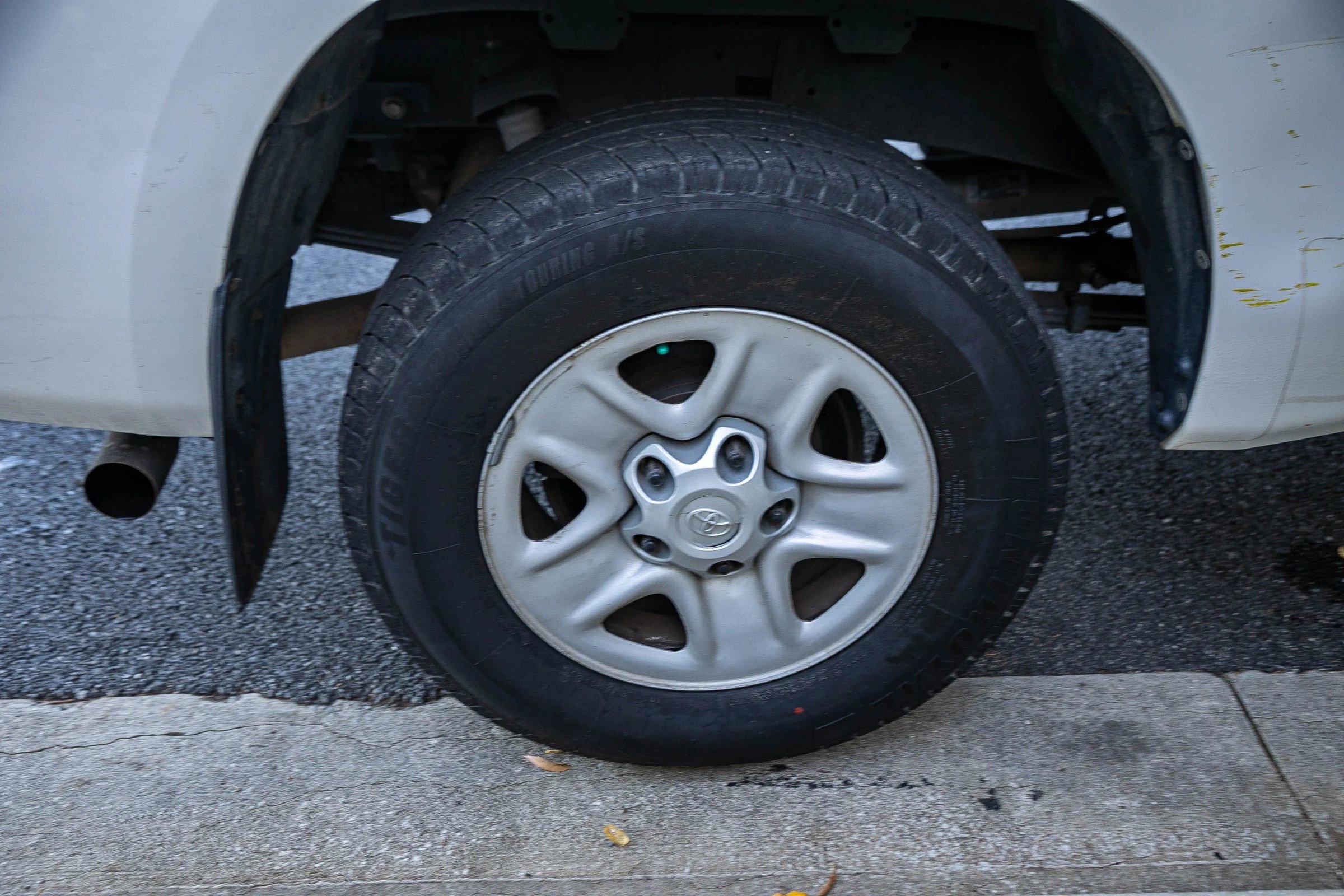 Used 2012 Toyota Tundra 2WD Double Cab image 13