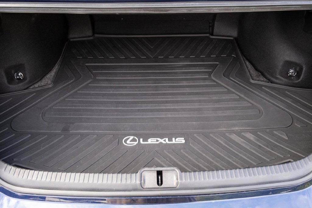 Used 2021 Lexus ES 350 w/ Premium Package FWD image 32
