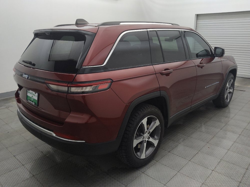 Used 2023 Jeep Grand Cherokee 4WD 4xe w/ Luxury Tech Group II image 9