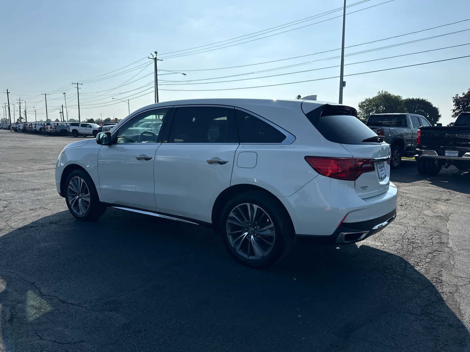 Used 2017 Acura MDX SH-AWD w/ Technology Package image 3