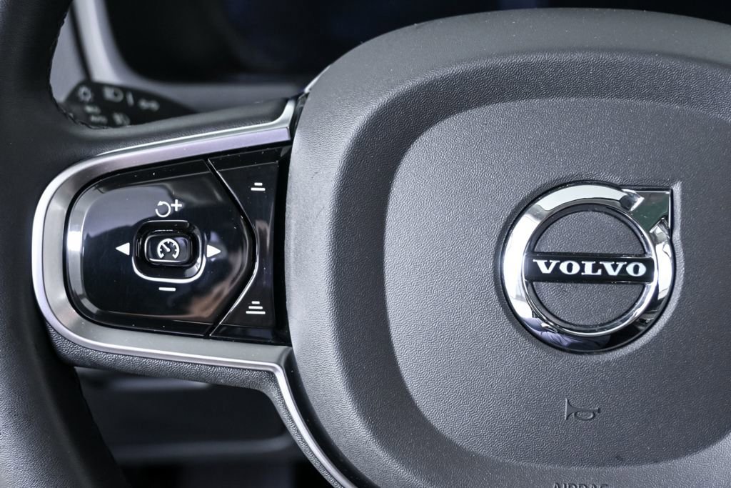 Used 2023 Volvo XC90 B6 Ultimate image 12