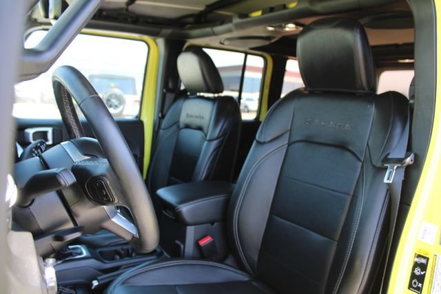 Used 2023 Jeep Wrangler Unlimited Sahara w/ Cold Weather Group AWD/4WD image 42
