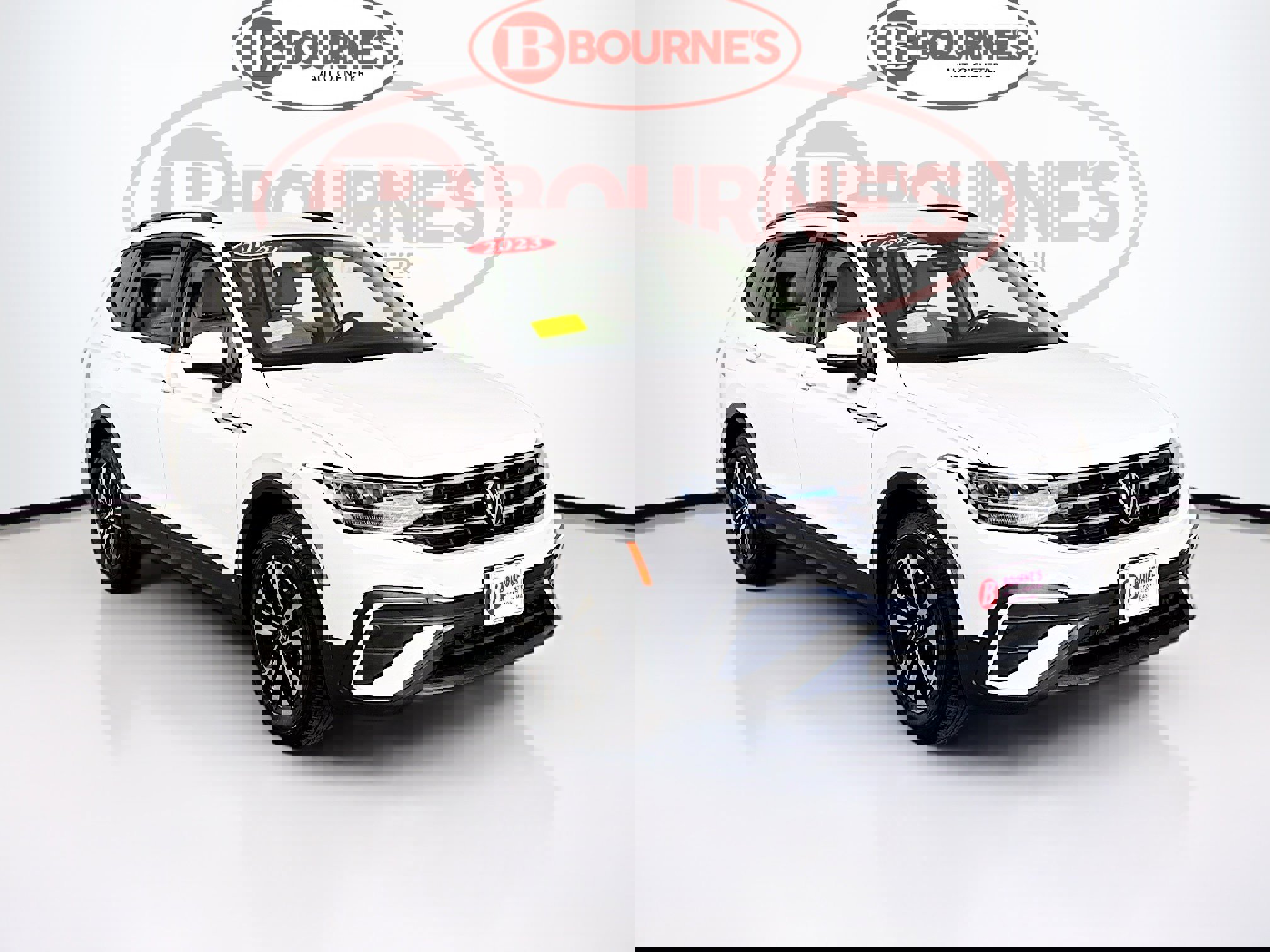 Used 2023 Volkswagen Tiguan S image 1