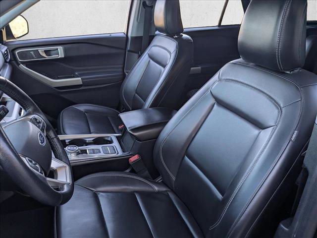 Used 2021 Ford Explorer XLT w/ Equipment Group 202A image 17