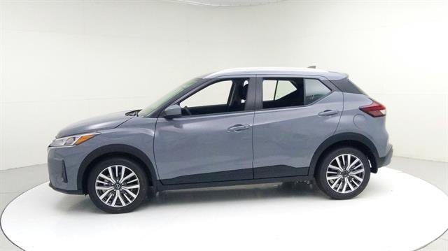 Certified 2023 Nissan Kicks SV FWD image 5