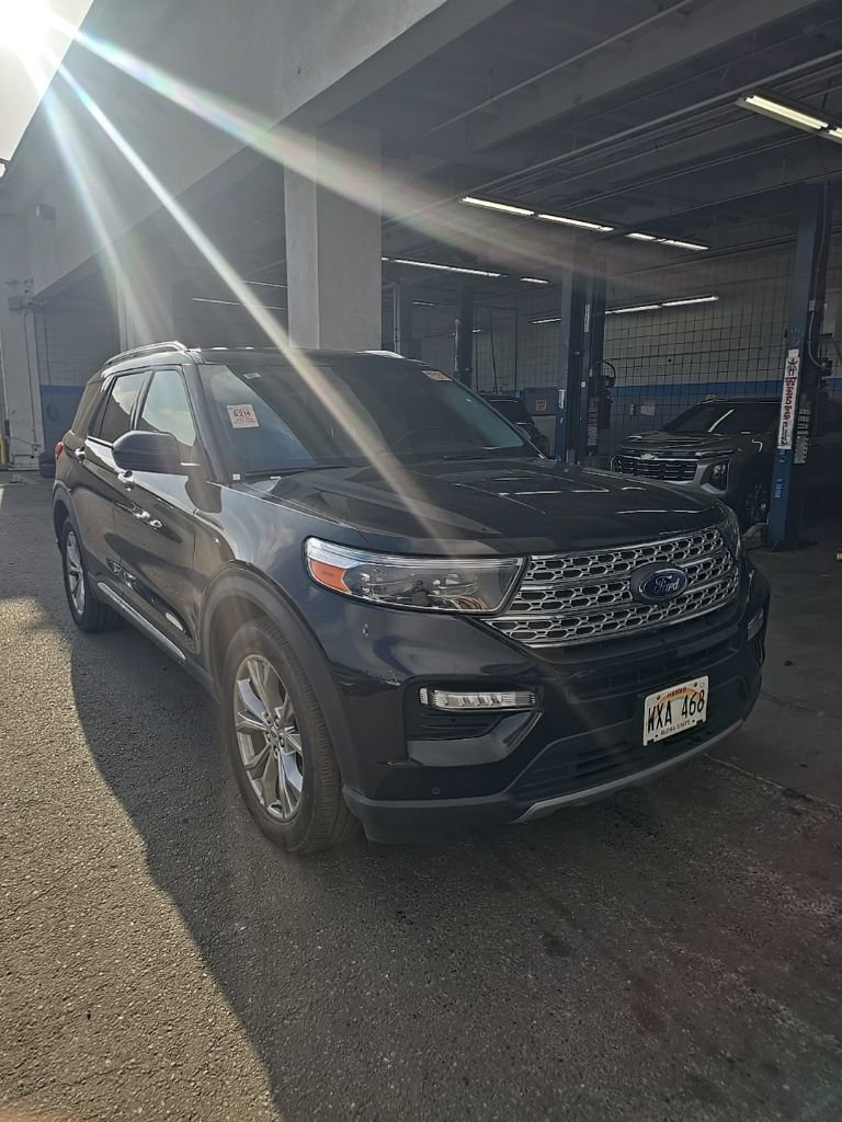 Used 2023 Ford Explorer Limited image 2