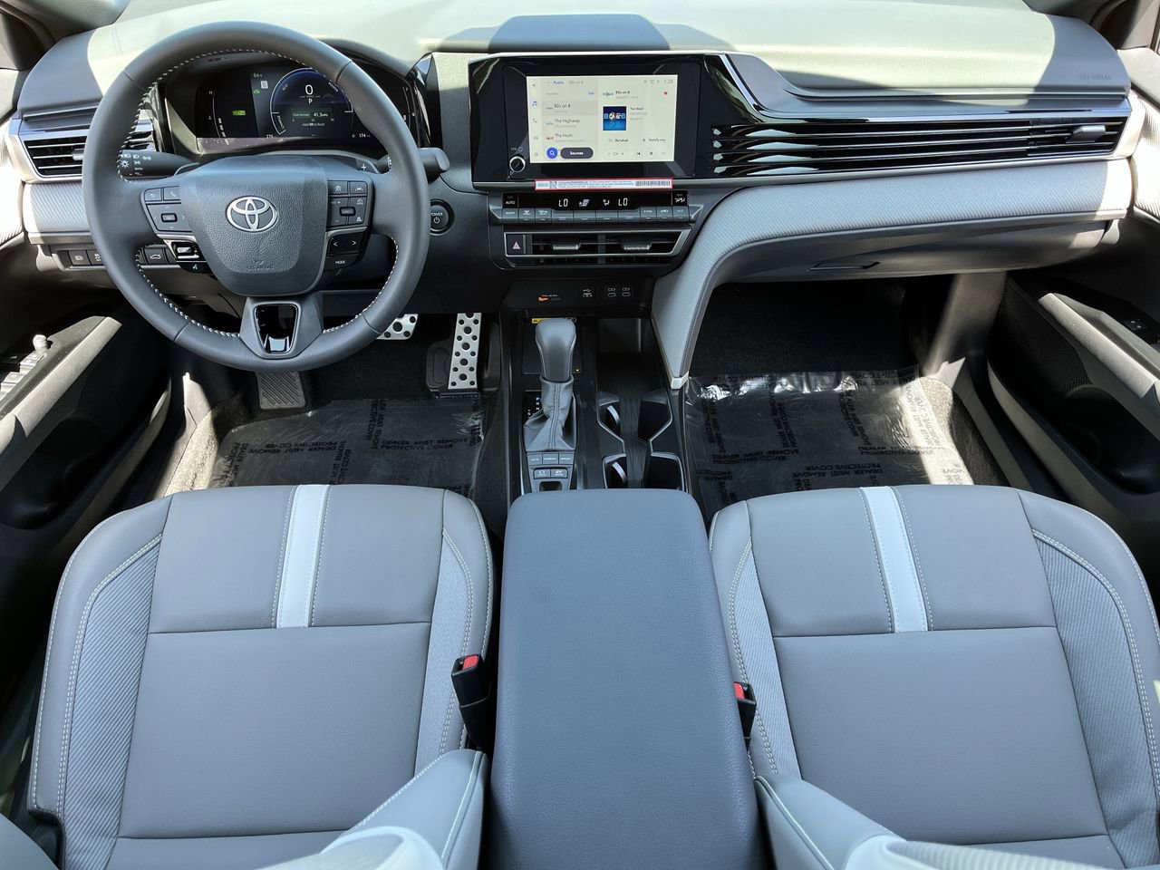 Used 2026 Toyota Camry SE w/ Convenience Package image 9