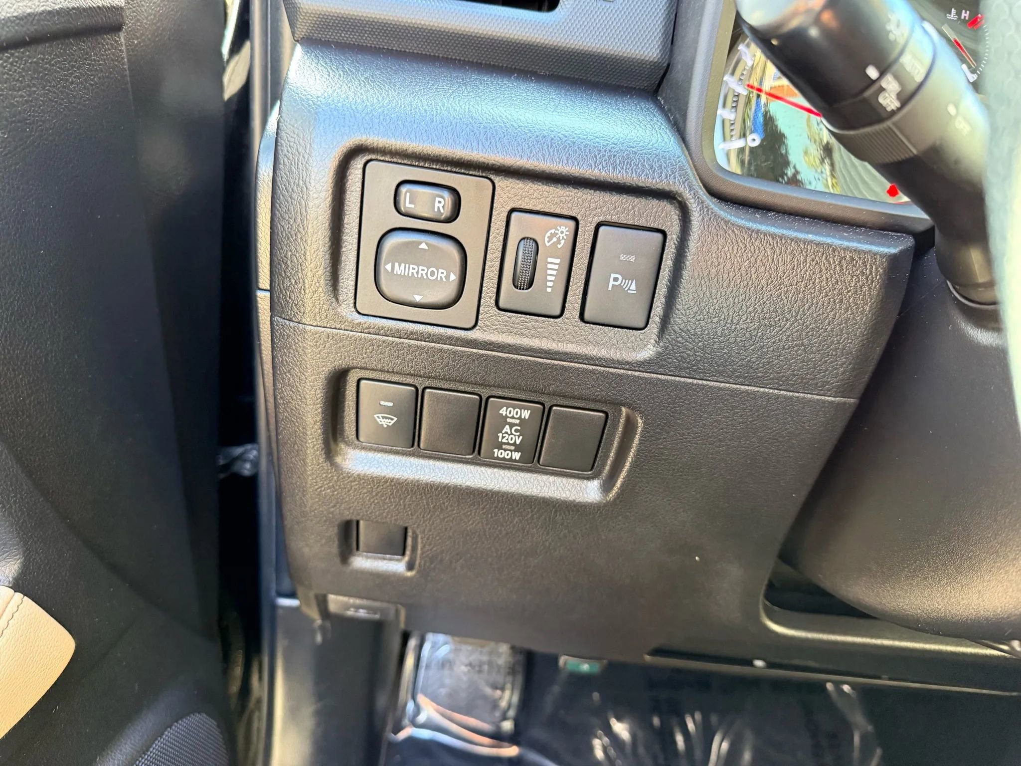 Used 2017 Toyota 4Runner Limited image 26