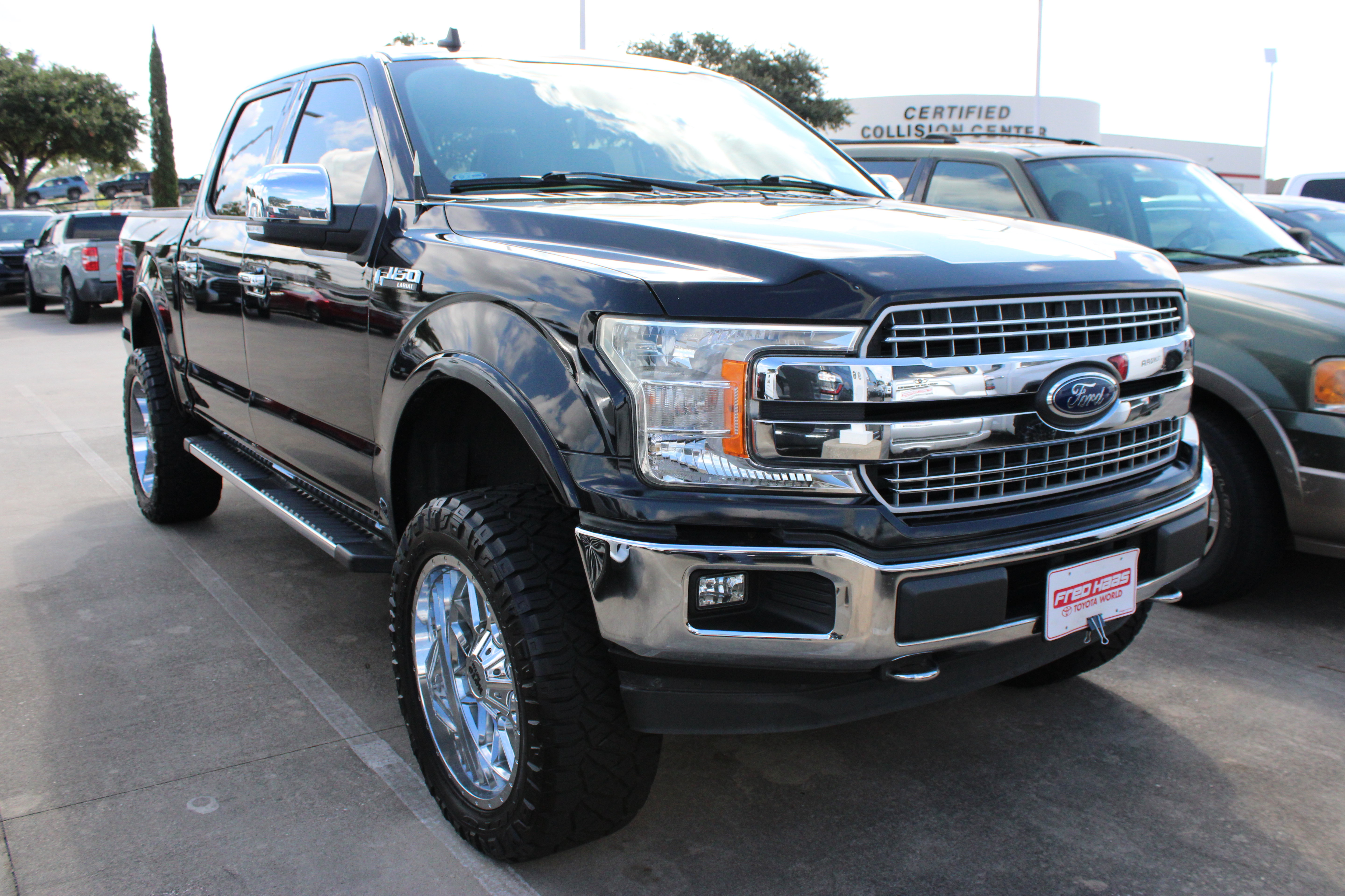 Used 2019 Ford F150 Lariat AWD/4WD image 2