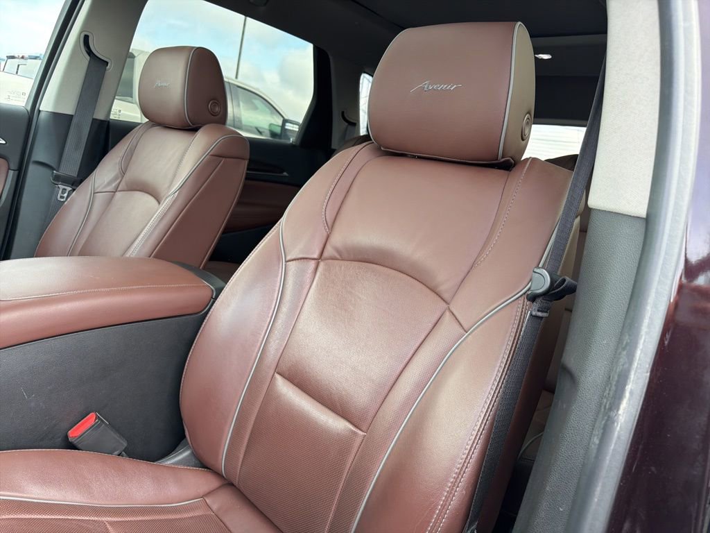 Used 2020 Buick Enclave Avenir w/ Avenir Technology Package image 21