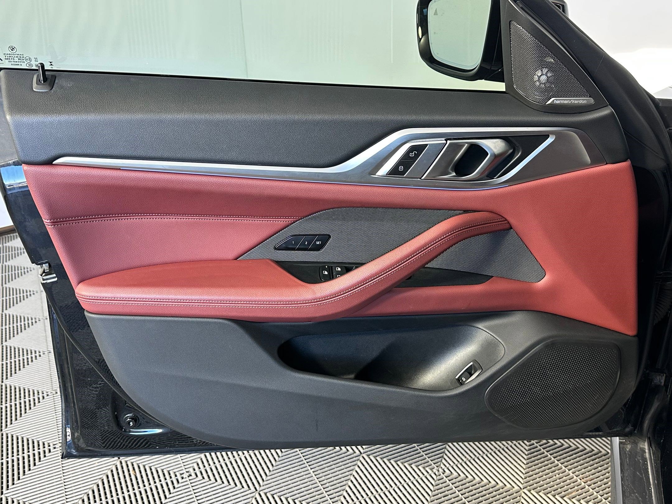 Used 2023 BMW i4 eDrive35 w/ Premium Package image 10