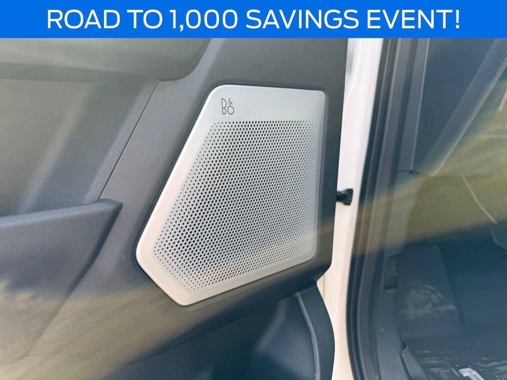 New 2025 Ford F150 Lariat w/ Equipment Group 502A High image 33