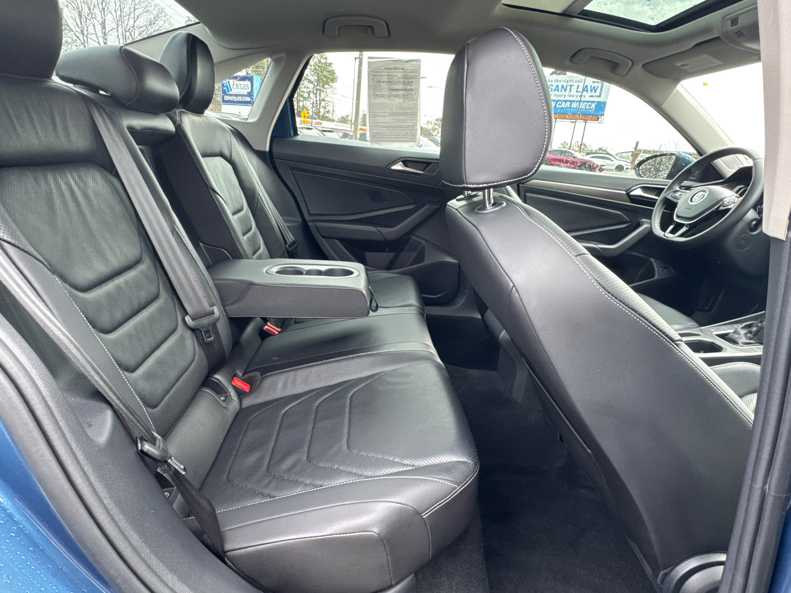 Used 2019 Volkswagen Jetta SEL Premium image 15