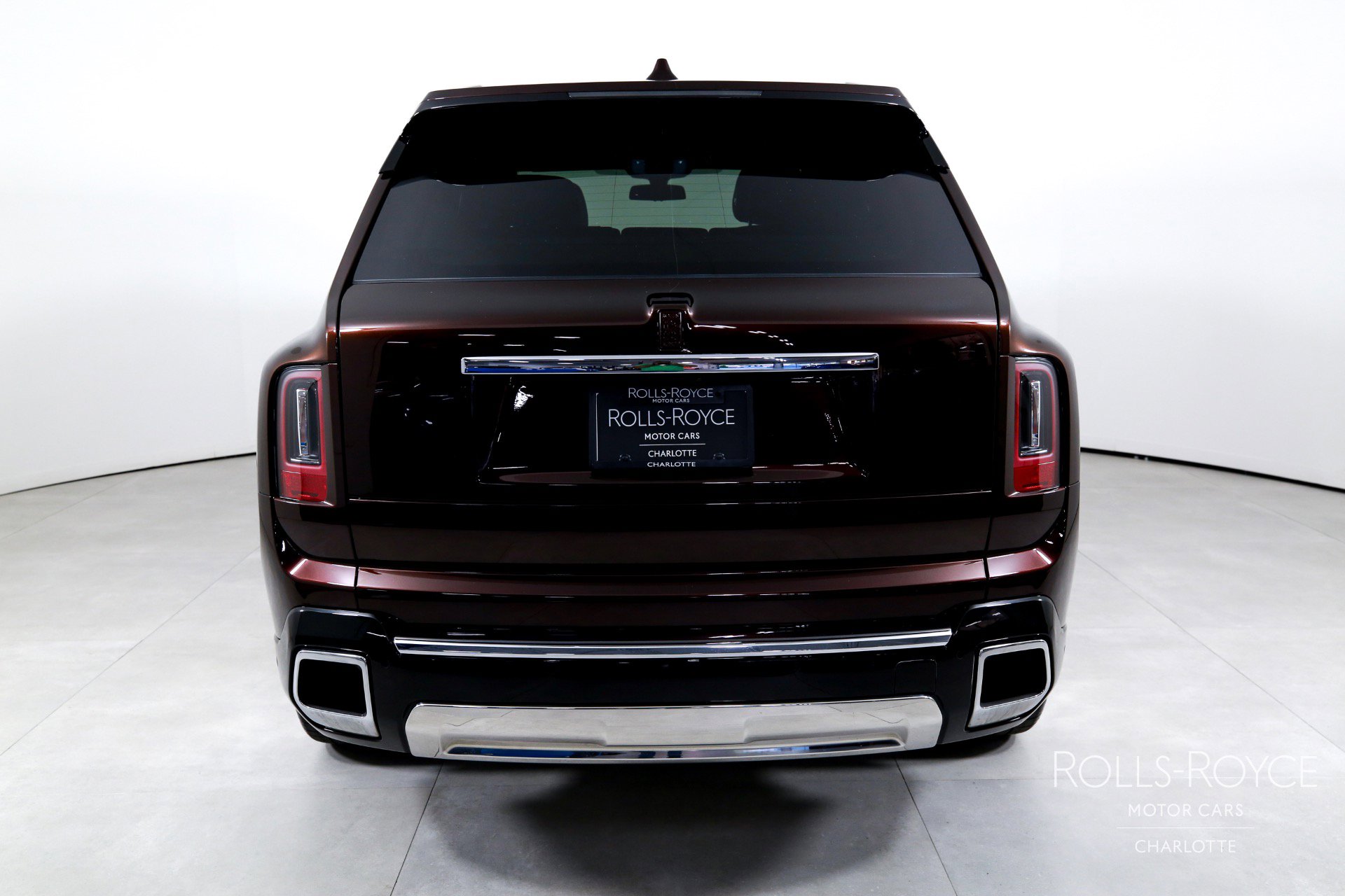 Certified 2025 Rolls-Royce Cullinan image 9