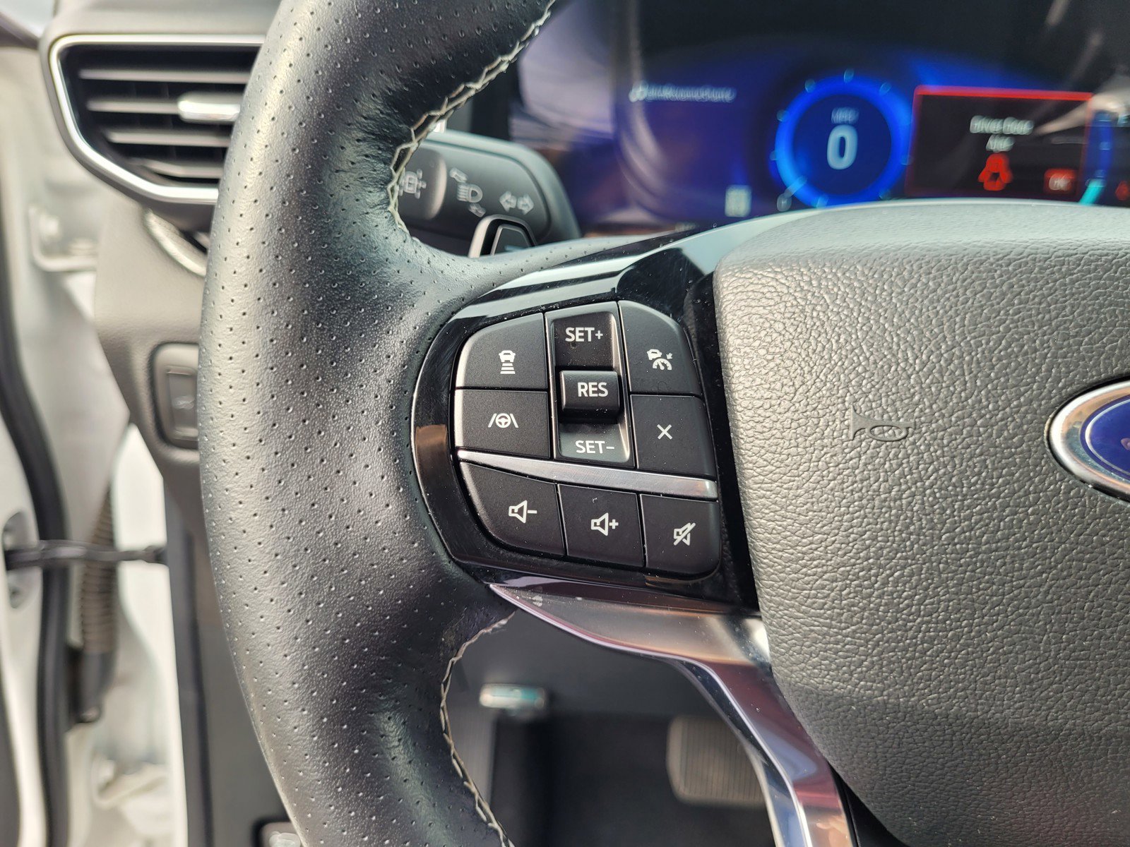 Used 2023 Ford Explorer ST w/ Equipment Group 401A image 22