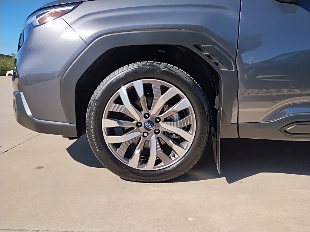 Used 2026 Subaru Forester Touring AWD/4WD image 13