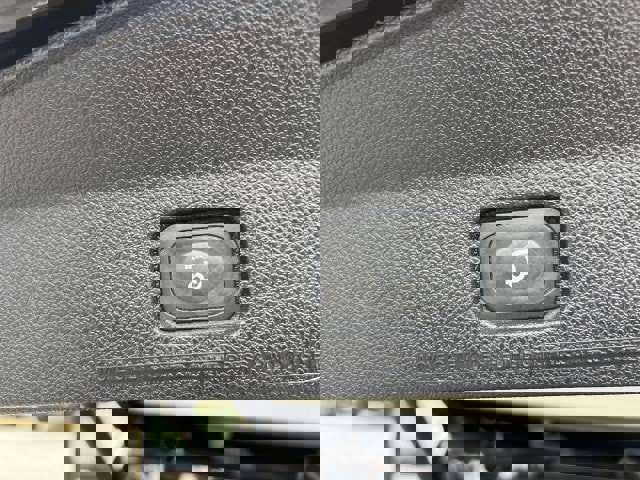 Used 2017 Ford Explorer Platinum image 28