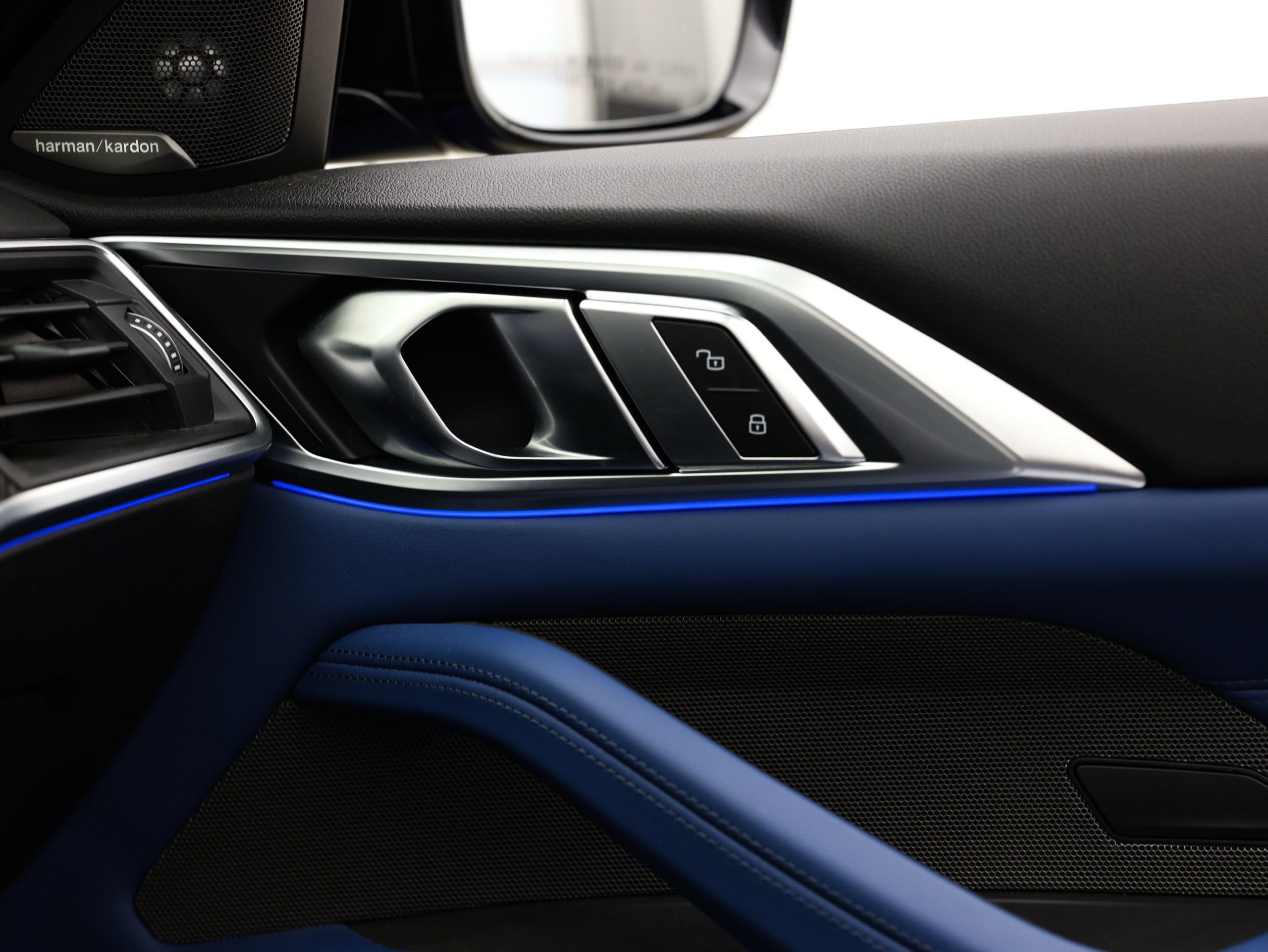 Used 2022 BMW M4 xDrive Competition image 39