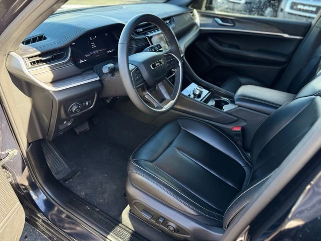 Certified 2024 Jeep Grand Cherokee Limited image 20