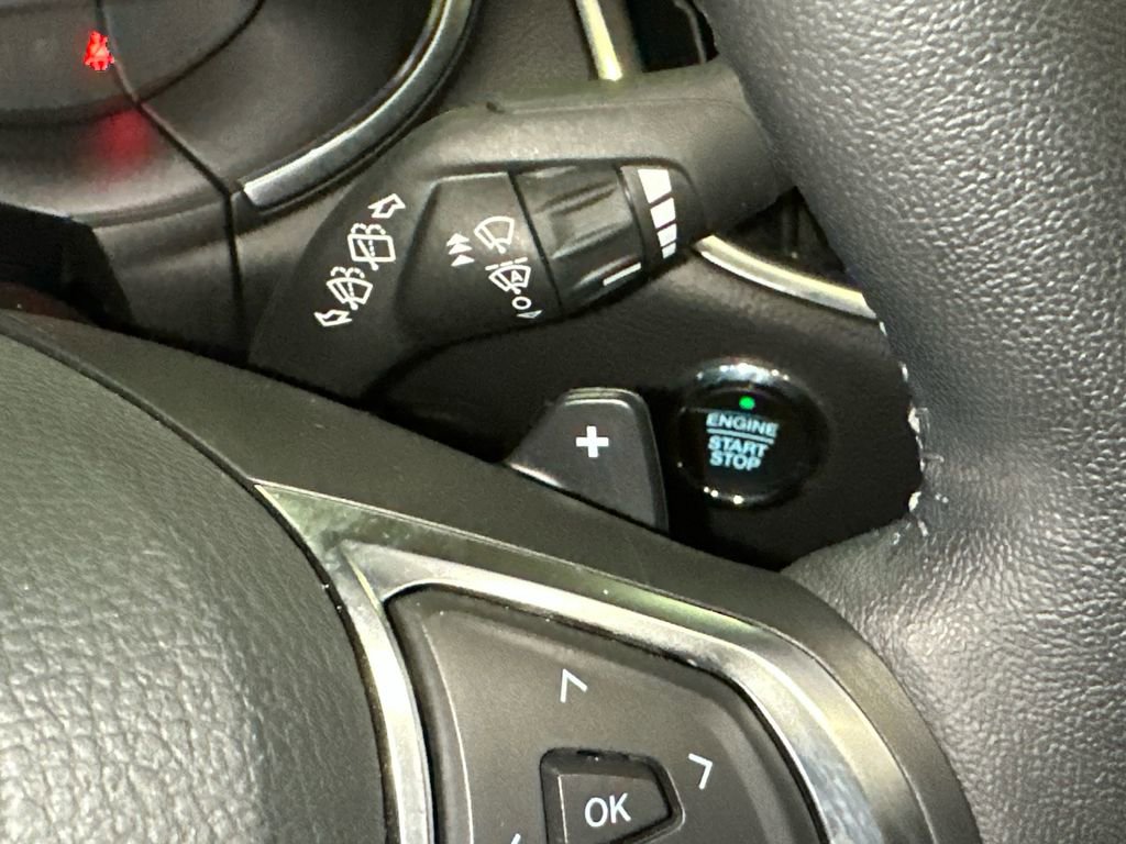 Used 2018 Ford Edge Titanium w/ Equipment Group 301A AWD/4WD image 36