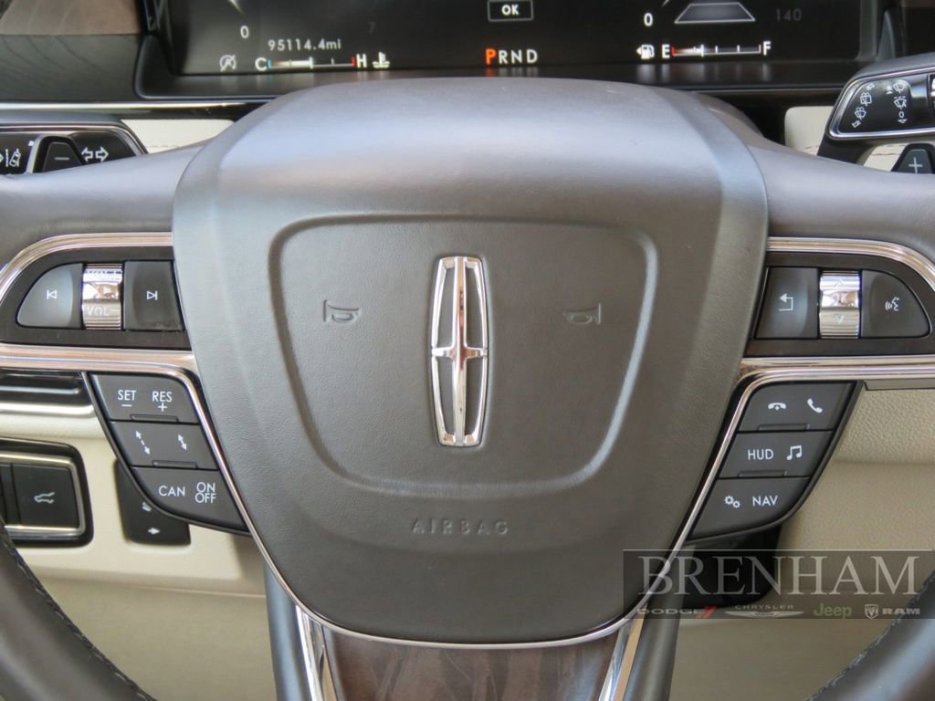 Used 2020 Lincoln Navigator Reserve w/ Luxury Package image 27
