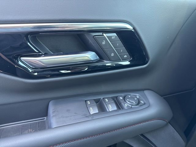 New 2026 Chevrolet Suburban RST w/ Comfort Package AWD/4WD image 24