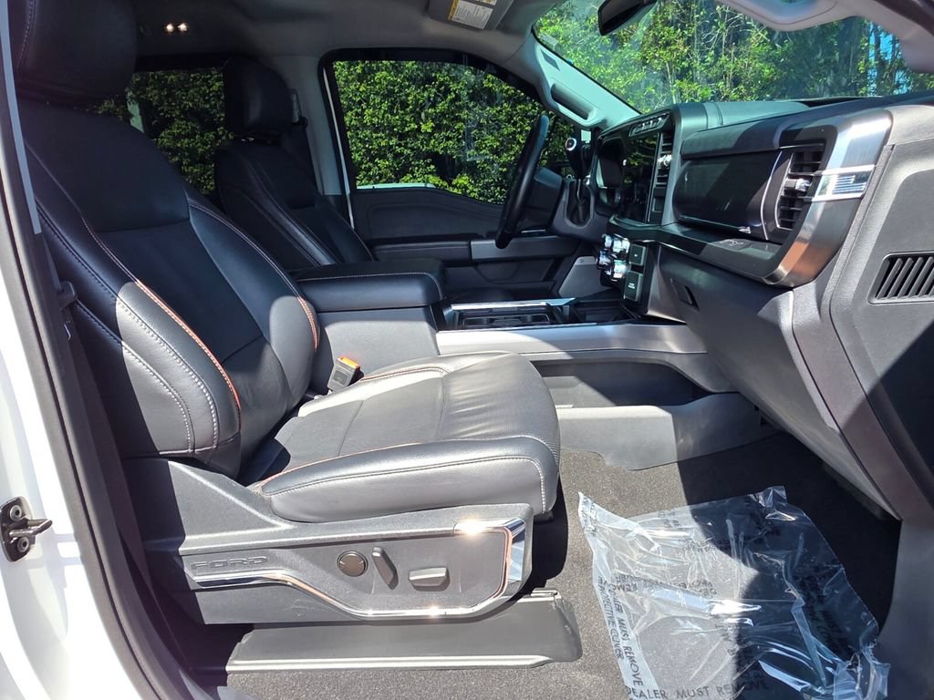 Used 2024 Ford F250 Lariat w/ Lariat Ultimate Package AWD/4WD image 28